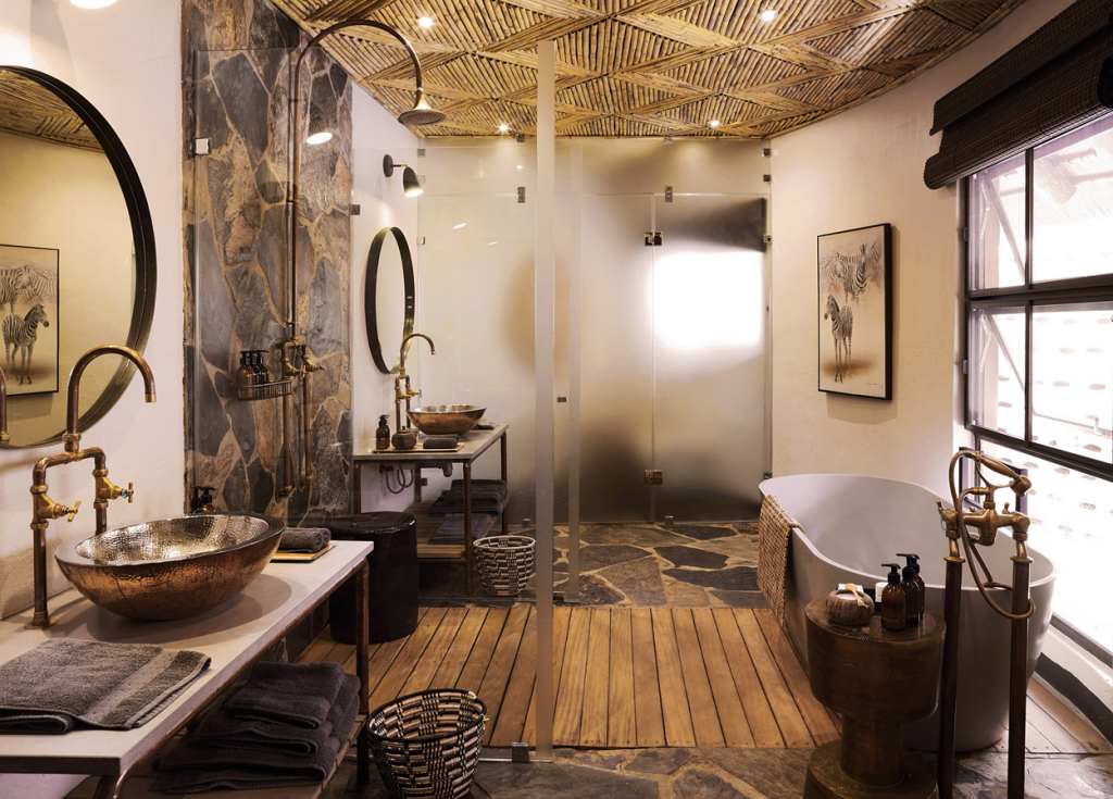 Luxury Thatched Suites bathroom Mala Mala Sable Camp Mala Mala Private Game Reserve Sabi Sand Accommodation Booking