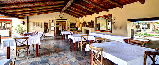 Dining Area Nottens Bush Camp Nottens Private Game Reserve Sabi Sands Game Reserve Safari Lodge bookings
